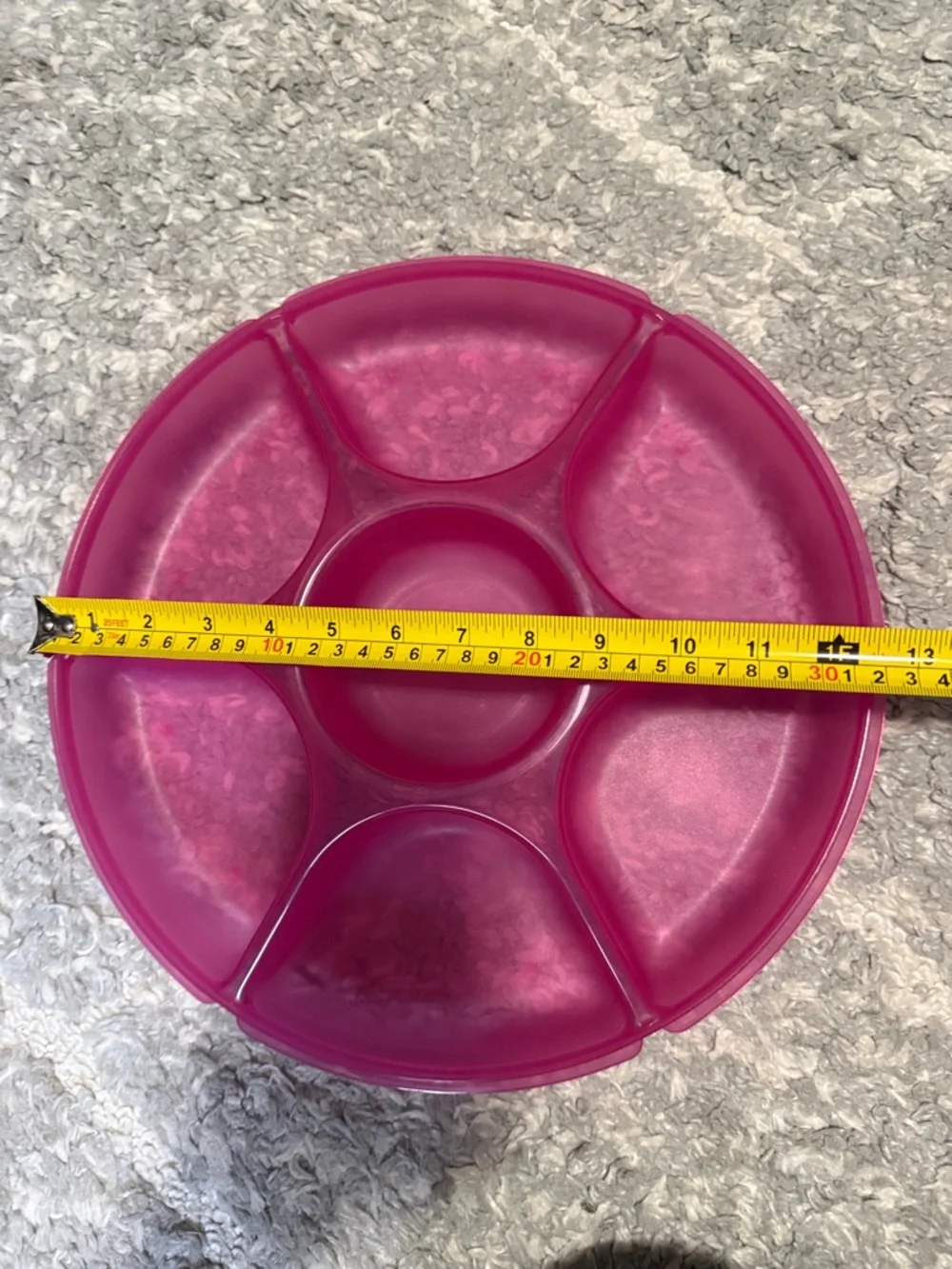 Tupperware Magenta Serving Center Set